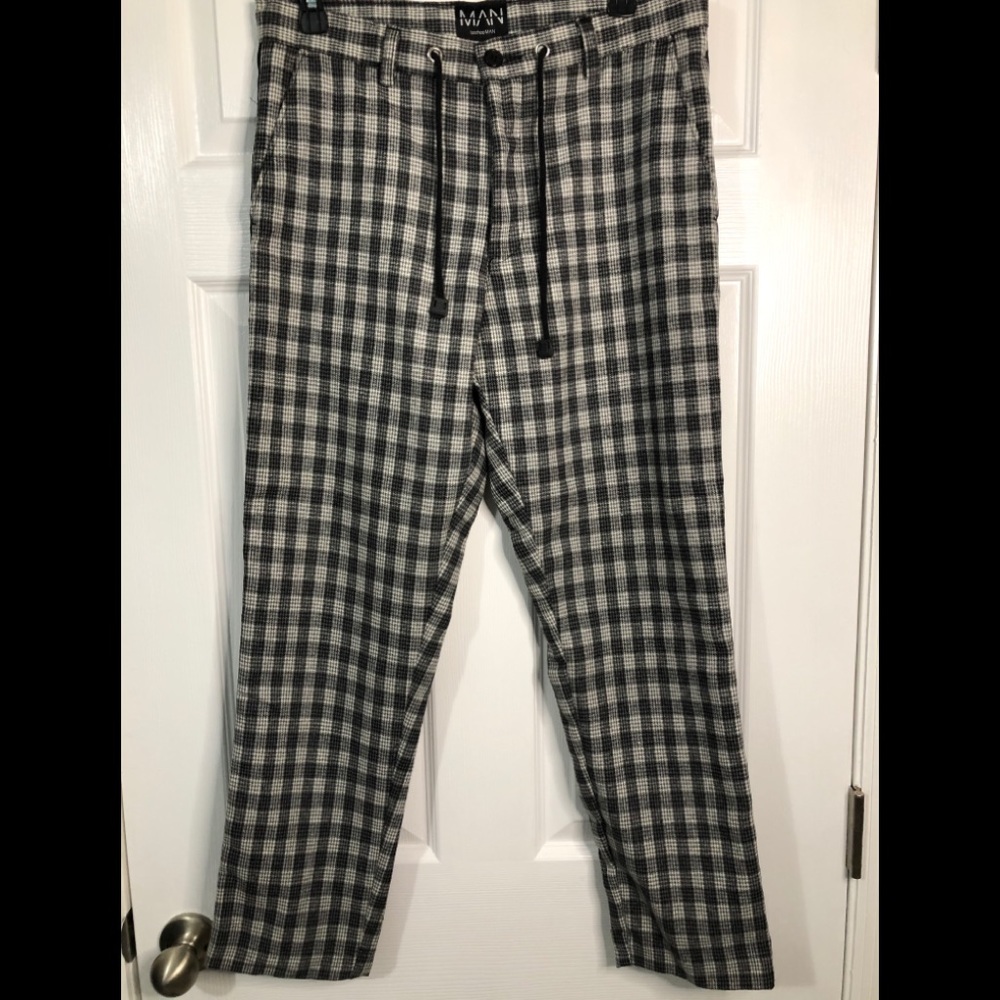 BoohooMan Check tapered trouser with side detail